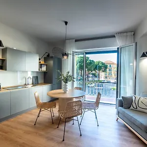 apt-223-ma-ma-luxury-1-grande-500metri-da-mare-e.hotelitalianriviera.com/