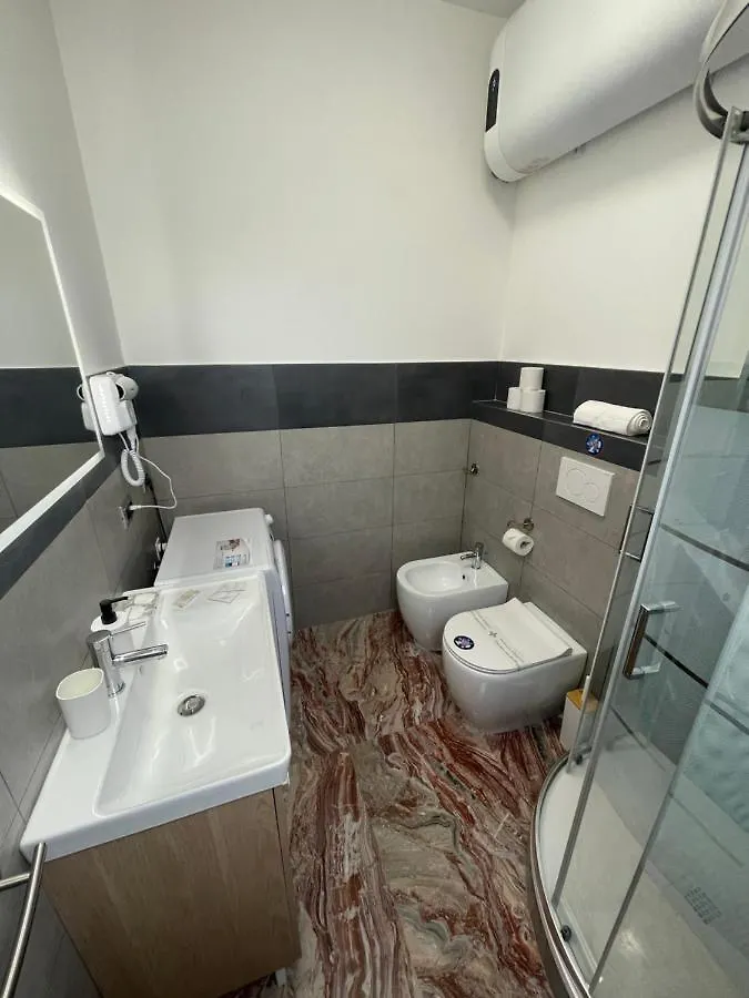 Apartment Henry Suite Rome Italy