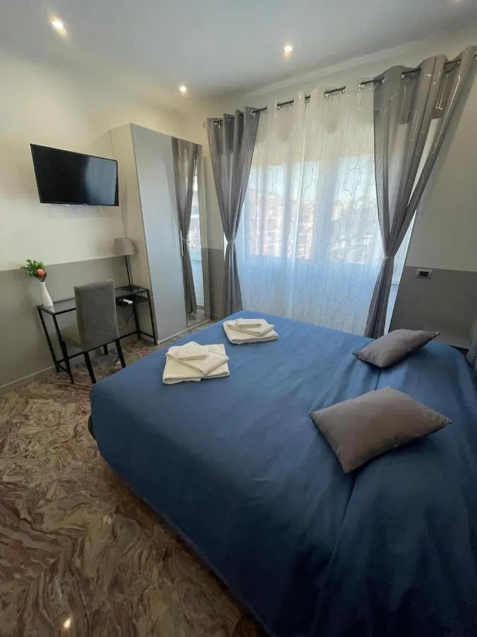 Henry Suite Rome 0*,  Italy